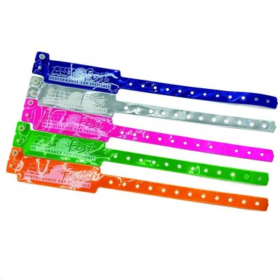 행사 및 축제에서 쉽게 식별 할 수있는 250 * 25mm PVC 팔찌