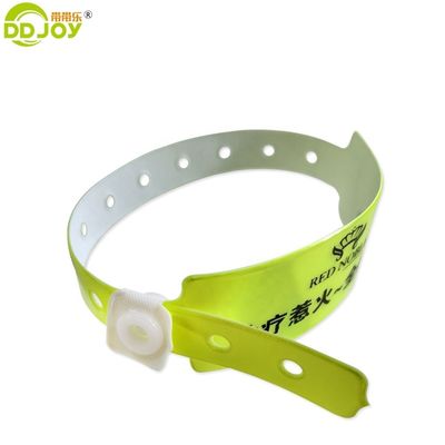 사용자 지정 로고 용납 플라스틱 팔찌 남성 음악 이벤트에 대한 PVC 손목밴드