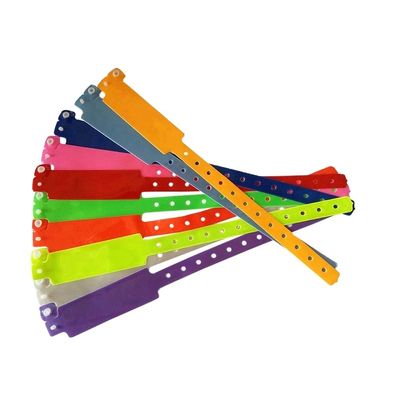250*25mm PVC 손목밴드 호텔 식별용 사용자 지정 네온 컬러 플라스틱 팔찌