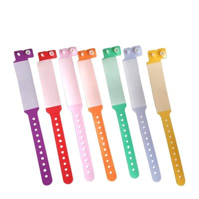 엔터테인먼트 파크 어린이용 다채로운 PVC 비닐 팔찌 250*25mm 및 170*18mm
