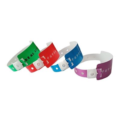DDJOY 일회용 이벤트용 맞춤형 PE 플라스틱 손목밴드 로고 크기 65*20mm