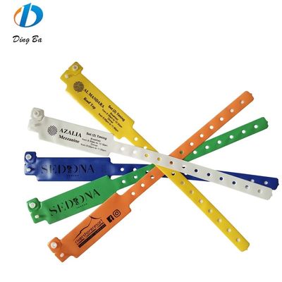 사용자 지정 로고 부드러운 PVC 팔찌 아기 좋아하는 개인화 손목밴드 다채로운 아이템