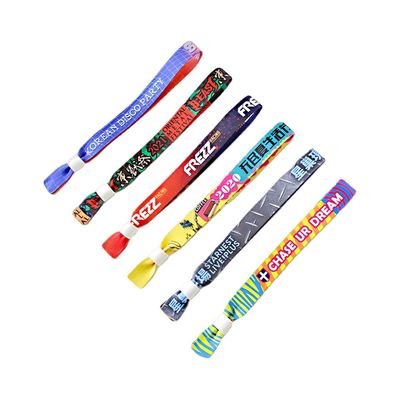 이벤트 및 축제 대상 최종 사용자에게 맞춤 로고 RFID 손목밴드 사틴 천