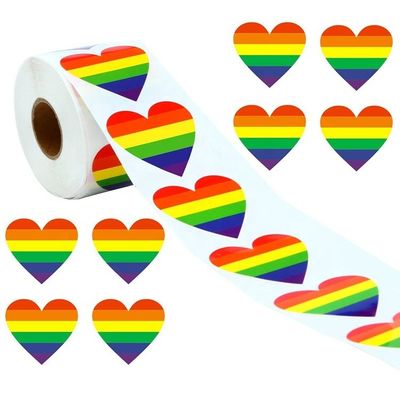 기프트 크래프트 1.5인치 500pcs/roll 줄무늬 심장 모양 사랑 게이 자부심 무지개 심장 리본 스티커