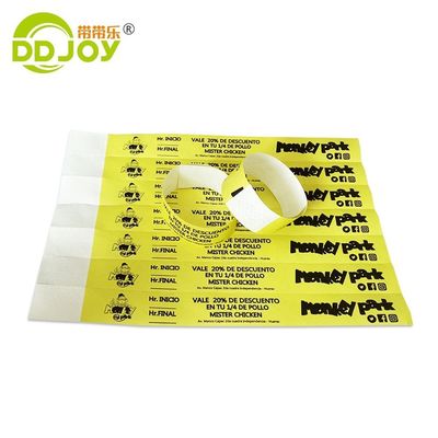 파티 축제 클럽 학교 공원 DDJOY-TW019을 위한 한 색 인쇄 Tyvek 종이 손목밴드