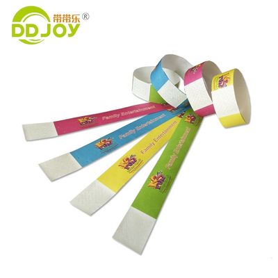 파티 축제 클럽 학교 공원 DDJOY-TW019을 위한 한 색 인쇄 Tyvek 종이 손목밴드