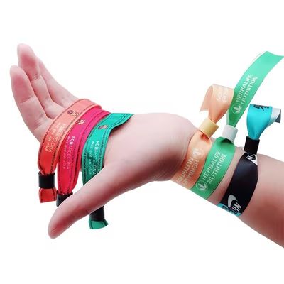 이벤트 페스티벌 파티 사틴 직물 RFID 손목밴드 사용자 지정 로고와 텍스트