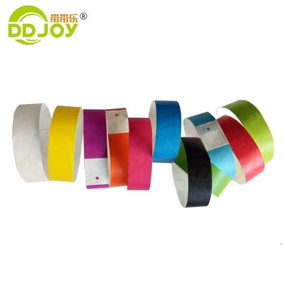 방수 Tyvek 이벤트 종이 손목밴드 찢어지지 않고 내구성있는 재료